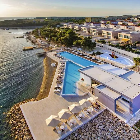 Sunnyside - Cdn02066-dyc * Petrčane